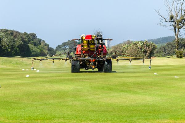 Golf Course Lawn Care in Bentonville